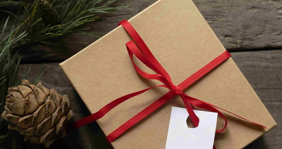 Um voucher de massagem de Natal embrulhado